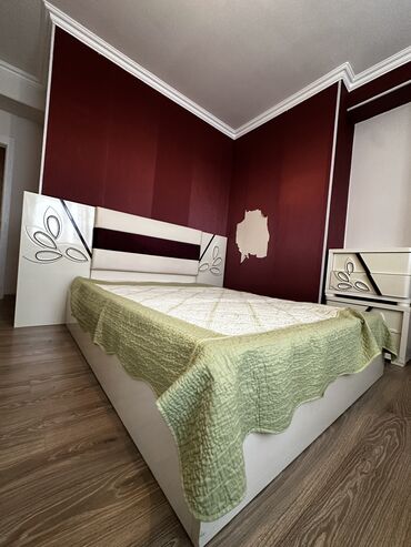 Yataq otağı dəstləri: İkinəfərlik çarpayı, Dolab, 2 tumba, Komod, Türkiyə, İşlənmiş — 3