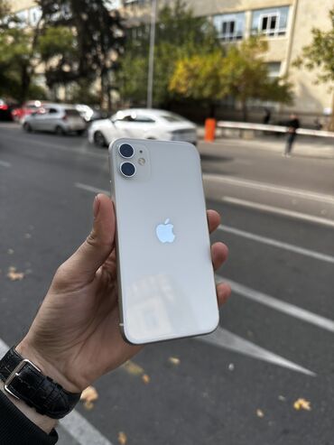 iphone c: IPhone 11, 64 ГБ, Белый