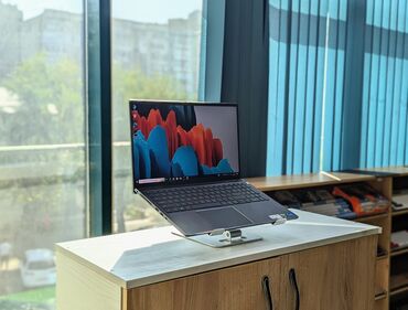 бизнем: Ноутбук, Dell, 32 ГБ ОЭТ, Intel Core i7, 15.6 ", Колдонулган, Жумуш, окуу үчүн, эс тутум SSD