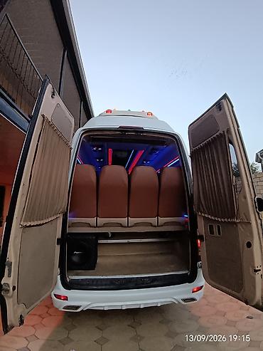 10 40 motosiklet yağı: Mercedes-Benz Sprinter: 2.7 l | 2012 il Mikroavtobus — 6