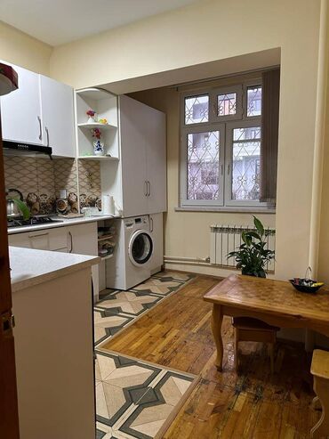 Köhnə tikili: Bakı, Həzi Aslanov qəs., 2 otaqlı, Köhnə tikili, m. Həzi Aslanov, 60 kv. m — 6