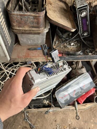 Магнитолы: Автомагнитола Sony, формат 1DIN. Основные особенности: - Поддержка — 3