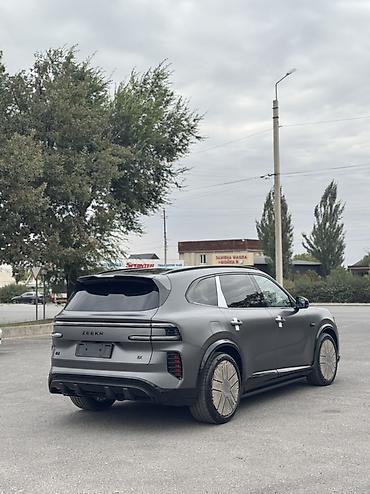 спецтехника в рассрочку: Zeekr 8X: 1.5 л | 2026 г. Кроссовер — 7