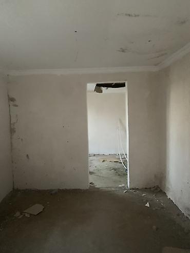 Həyət evləri və villalar: 2.2 sot torpaq sahəsində tikili olan həyət evi - Həyət: dəmir — 7