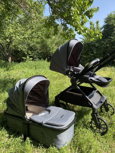 Другой детский транспорт: Коляска универсальная 2 в 1 Ining baby D900 В голубой цвете Люлька