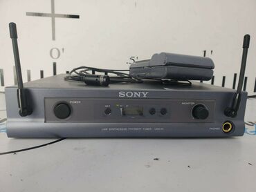 Mikrofonlar: İşlənmiş Radio Mikrofon Akg — 9