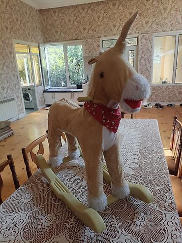 ikinci el oyuncaq: Gəncədə Uşaq yelləncək oyuncağı – yumşaq plüș “vahidbuynuz” (unicorn) — 1