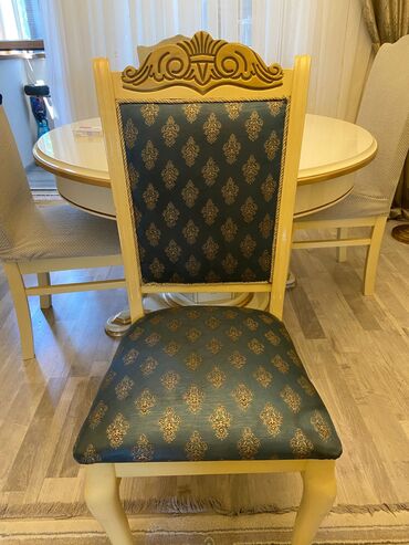 Digər mebel: Tehi8 eded stul. 1 ededi 30azn. cemisi 240azn. ideal veziyyetde. ünvan