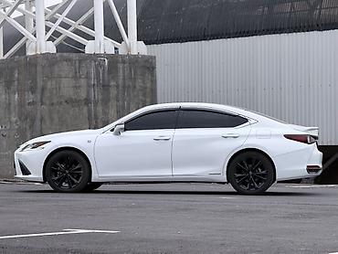 мотор на лексус: Lexus ES: 2021 г., 2.5 л, Вариатор, Гибрид, Седан — 4
