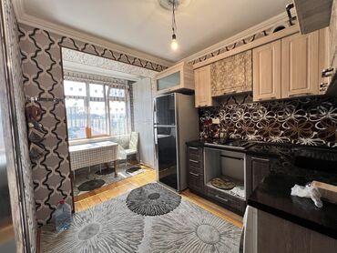 Həyət evləri və villaların satışı: Biləcəri 4 otaqlı, 105 kv. m, Orta təmir — 2