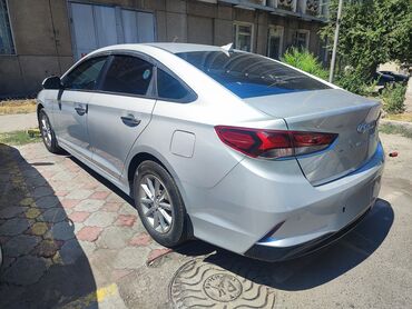 форестер 2019: Hyundai Sonata: 2019 г., 2 л, Автомат, Газ, Седан