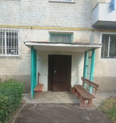 детское кресло: Скамейка Дерево, Со спинкой, Без крыши