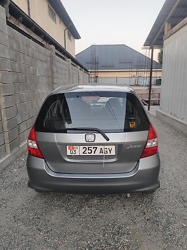 номера машин цена: Honda Jazz: 2005 г., Бензин, Хэтчбэк — 4