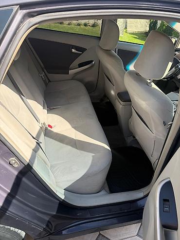 byd e1: Toyota Prius: 2011 г., 1.8 л, Автомат, Гибрид, Хэтчбэк — 5