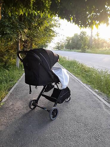 Коляски: Коляска, цвет - Черный, Б/у — 2