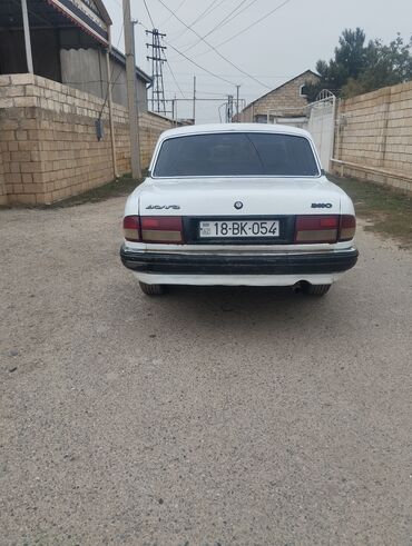 QAZ: QAZ 3110 Volga: 2.4 l | 1999 il 25800 km Sedan — 6