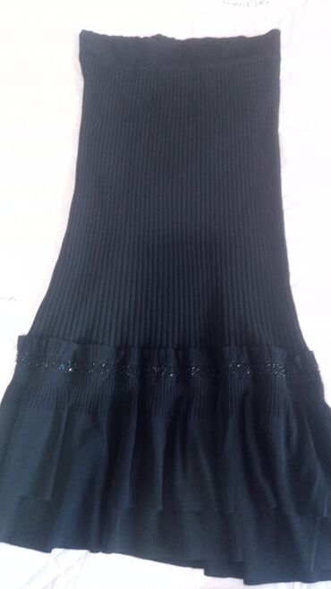 женские зимние кофты: Yun yubka geynilmeyib dizden asaqi model eyinde super qalır.dar bedene