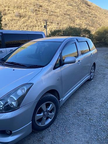 обшивка камри: Toyota WISH: 2003 г., 1.8 л, Автомат, Бензин, Универсал — 2