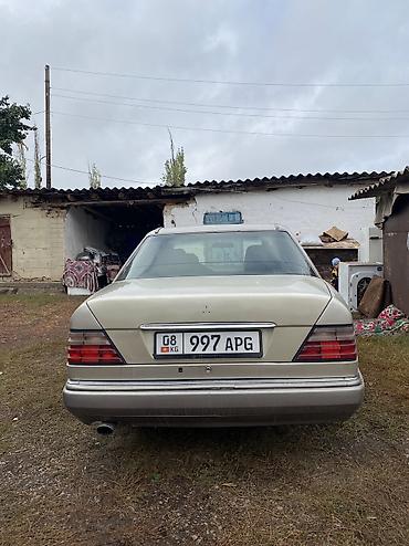 Продажа авто: Mercedes-Benz W124: 1995 г., 2.2 л, Механика, Бензин — 4