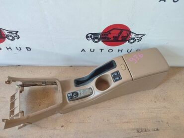 все что нужно для маникюр: Подлокотник Subaru Forester SG5 EJ20 2003 (б/у)