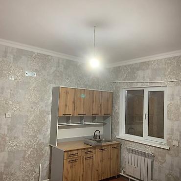 Сдается квартира-студия с готовой базовой отделкой и мини-кухней