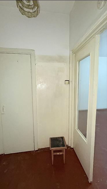 продажи: 1 комната, 35 м², 105 серия, 1 этаж, Требуется ремонт — 4