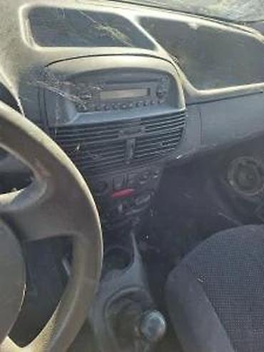 cerade za auto: POLOVNI DELOVI FIAT PUNTO 2 | Polovni delovi fiat punto 2 1.2 16v — 3