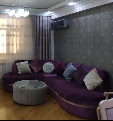 Mətbəx mebeli: Künc divan, İşlənmiş, Açılmayan, Bazasız, Parça, Çatdırılma yoxdur