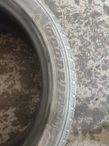 Шины: Шины 225 / 45 / R 18, Всесезонная, Б/у, 1 шт, Легковые, Китай, Goodride
