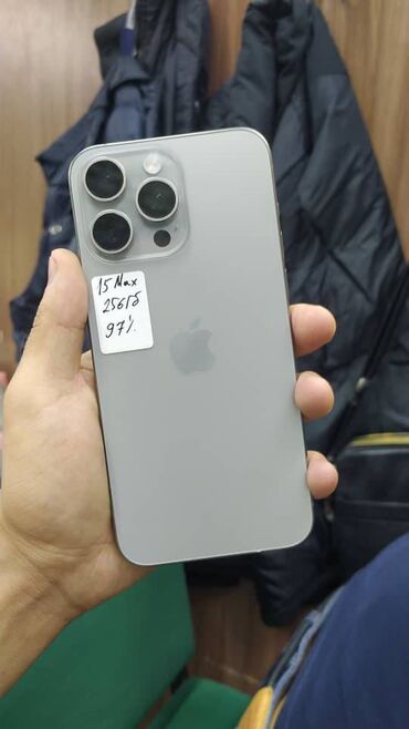 Apple iPhone: IPhone 15 Pro Max, Б/у, 256 ГБ, Natural Titanium, Защитное стекло, 97 %