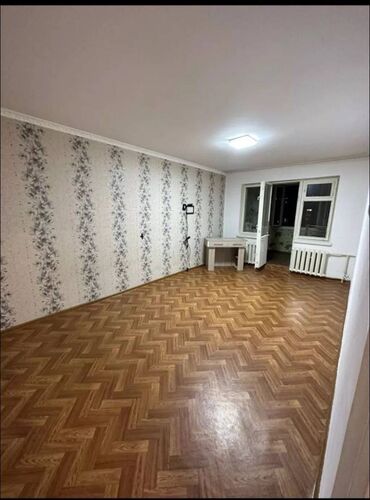 эмарк жибек жолу: 1 комната, 34 м², 104 серия, 4 этаж, Косметический ремонт
