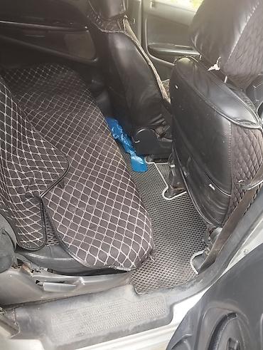 капот стрим: Honda Stream: 2001 г., 1.7 л, Автомат, Газ, Минивэн — 6