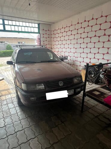 волсваген: Volkswagen Passat: 1994 г., 1.8 л, Механика, Газ, Универсал