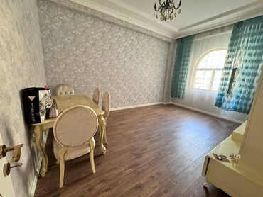 Uzunmüddətli kirayə mənzillər: Mənzil kirayə verilir tam əşyalı. Bulvarda Göyərçinin yaxınlığında -da lalafo.az — 2 Uzunmüddətli kirayə mənzillər: Mənzil kirayə verilir tam əşyalı. Bulvarda Göyərçinin yaxınlığında — 2