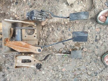 Другие автозапчасти: Каризма 2003 1.8 бензин — 18