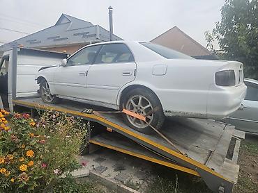 авто грузия: Toyota Chaser X100, седан, белый цвет. Правый руль. Кузов: 4-дверный — 1