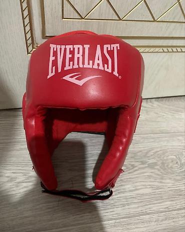 Перчатки: Комплект для таэквондо: перчатки Top Ten и шлем Everlast (красный — 3