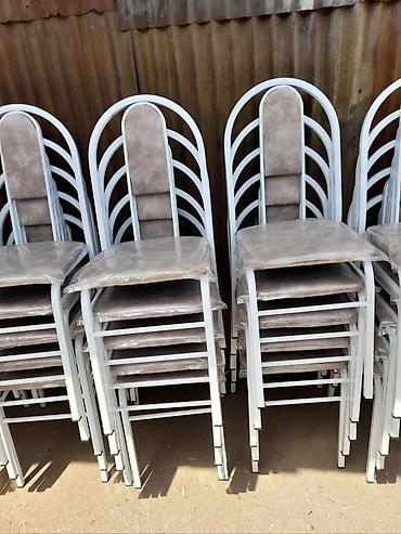 Yığılabilən metal stullar - Çərçivə: ağ rəngli, möhkəm metal lalafo.az -da Yığılabilən metal stullar - Çərçivə: ağ rəngli, möhkəm metal
