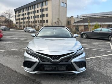 Toyota: Toyota Camry: 2021 г., 2.5 л, Автомат, Бензин, Седан