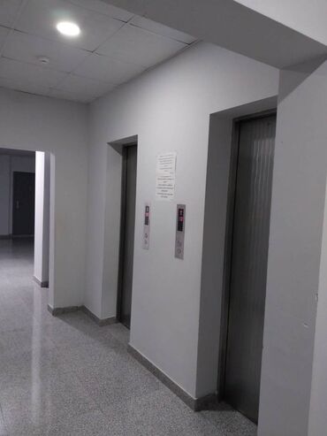 Uzunmüddətli kirayə mənzillər: Qaraev metrosuna yaxin 10 mertebeli binanın 1-ci mərtəbəsində yerləşən — 11