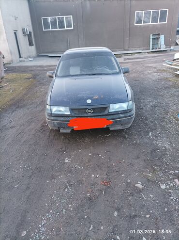 ope: Opel Vectra: 1992 г., 1.6 л, Механика, Бензин