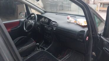 Opel: Opel Zafira: 1.8 l | 1999 il 300 km Van/Minivan — 10