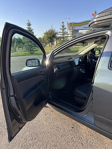 минивэн 4wd: Toyota WISH: 2003 г., 2 л, Автомат, Бензин, Минивэн — 10