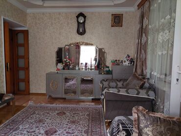 studio tipli menzil: Баку, 4 комнаты, Вторичка, 80 м²