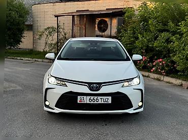 tayota progres: Toyota Corolla: 2021 г., 1.8 л, Вариатор, Гибрид, Седан — 3