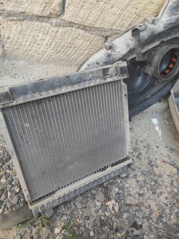 masin radiator qiymetleri: Mercedes-Benz W 201, 1993 г., Оригинал, Германия, Б/у