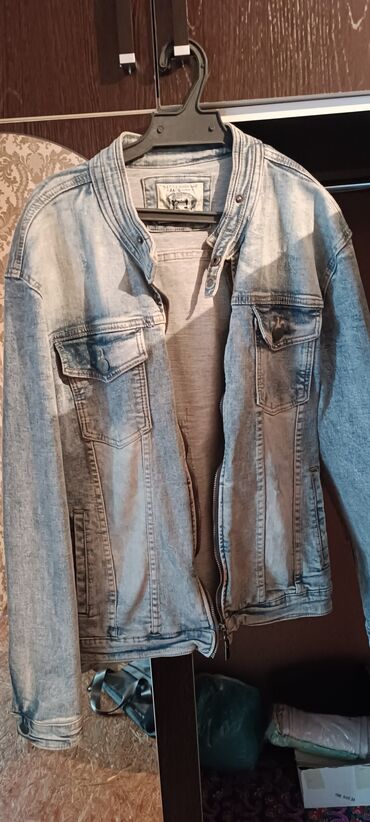 купить джинсовую куртку мужскую: Куртка 3XL (EU 46), цвет - Голубой