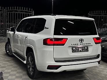alba: Toyota Land Cruiser: 2022 г., 0.5 л, Автомат, Бензин, Внедорожник — 4