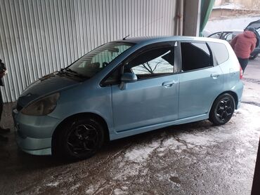 Honda: Honda Fit: 2002 г., 1.3 л, Автомат, Бензин, Хэтчбэк