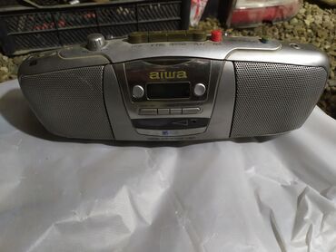 maqnitofon: Kaset oxudur batarya ilə işləyir